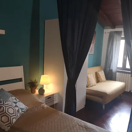 아파트 Borgo Fiore House *